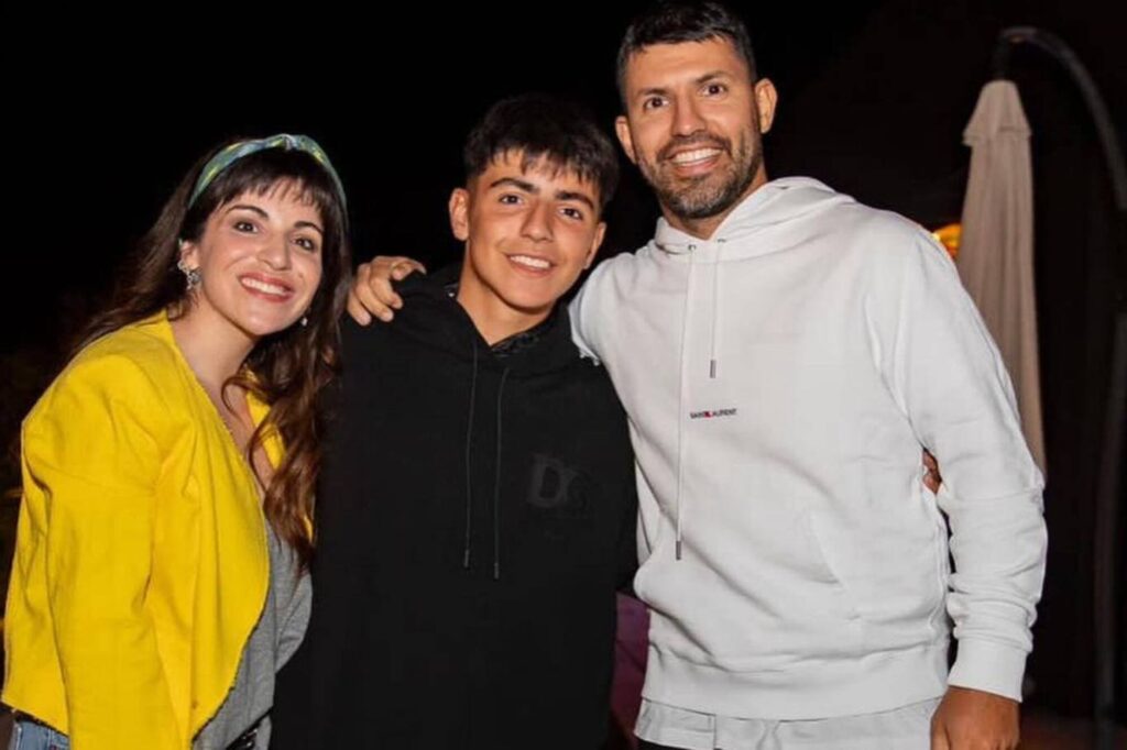 Benjamín Agüero celebró sus 17 y un mensaje familiar cambió el clima del festejo