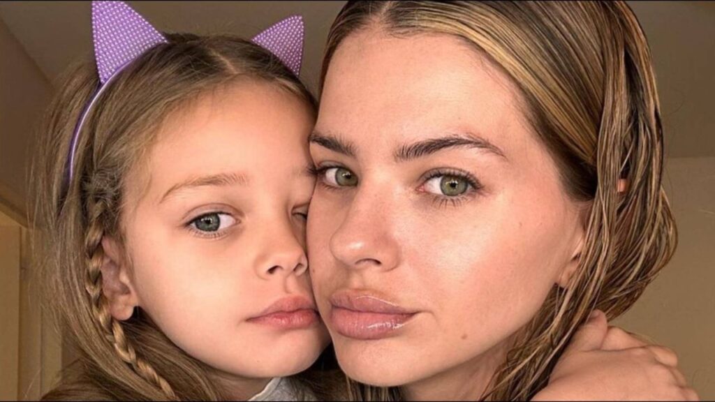 Magnolia, un gesto brusco y una mirada que busca a su mamá