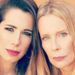 La hija de María Valenzuela respondió críticas por el beso en redes La hija de María Valenzuela respondió críticas por el beso en redes