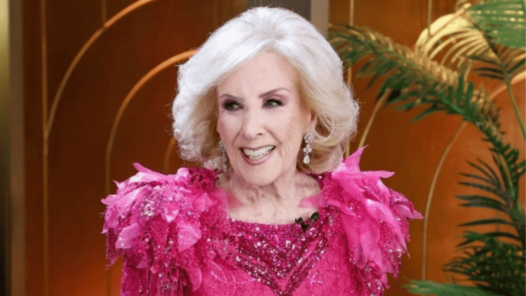 Mirtha Legrand celebró sus 99 años con 50 invitados y recital de Jairo