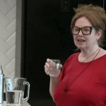 Andrea del Boca se comió las sobras y enfrentó a la casa en Gran Hermano Andrea del Boca se comió las sobras y enfrentó a la casa en Gran Hermano