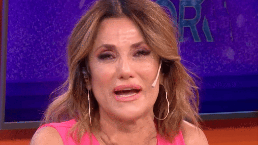 María Fernanda Callejón vendió su casa para pagar deudas y vive en un hotel con su hija