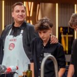 Maxi López subió una foto de su hijo con un médico y una frase: “Ahora llegan…”