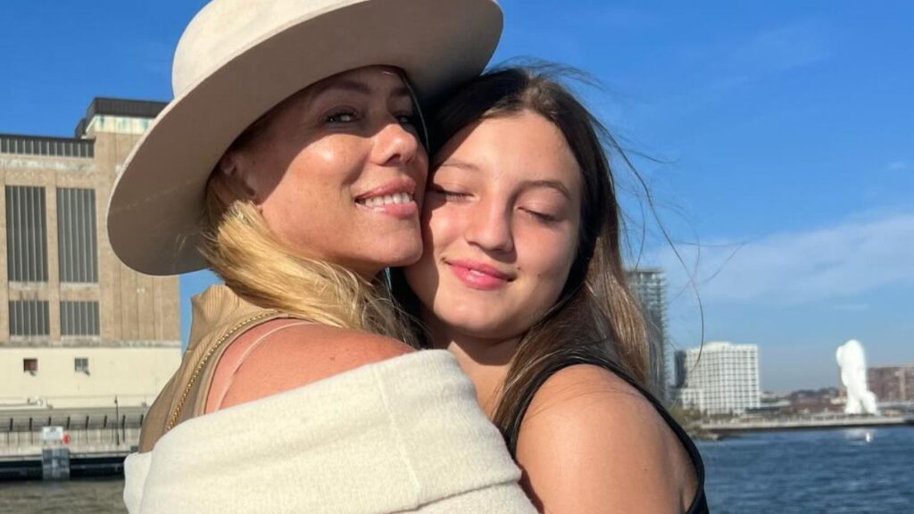 Nicole Neumann celebró los 15 de Allegra Cubero con una fiesta temática mientras Fabián Cubero prepara otro festejo