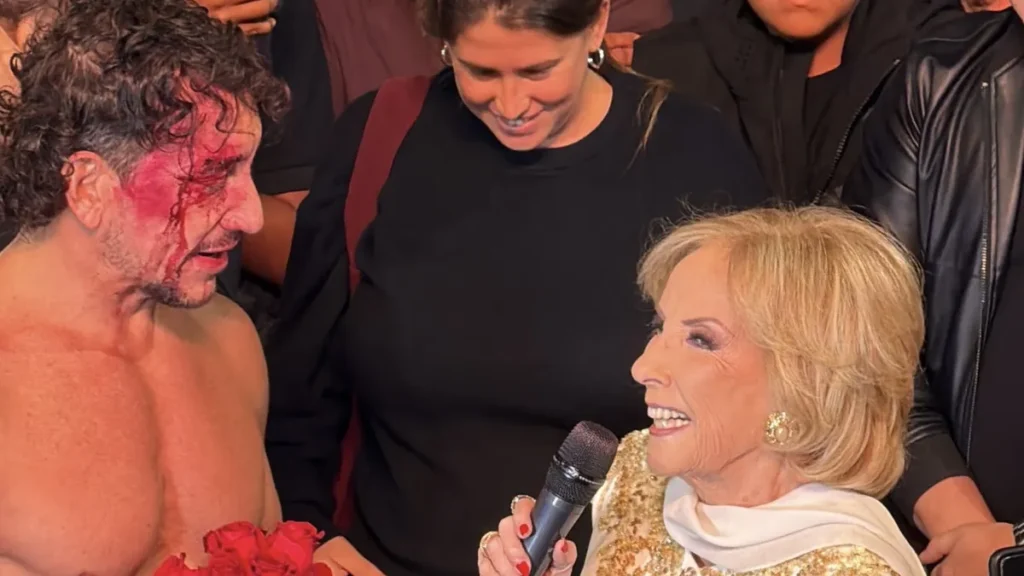 Mirtha Legrand enfrentó a Nico Vázquez con una frase sobre su físico que lo dejó mudo en el teatro
