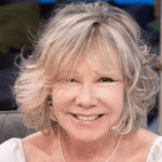 La salud Soledad Silveyra: una dolencia obligó a suspender funciones y mantiene en vilo al teatro