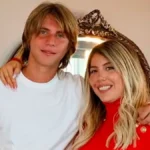 Valentino López fue visto en un shopping con una compañía inesperada y la imagen ya es viral Valentino López fue visto en un shopping con una compañía inesperada y la imagen ya es viral