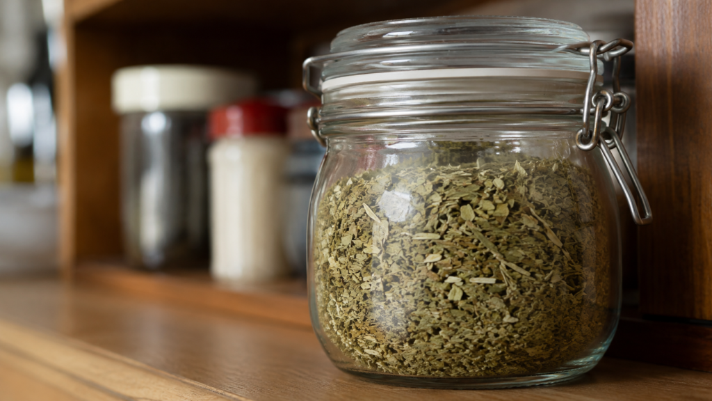Por qué la yerba mate pierde el aroma en la alacena y cómo conservarla mejor