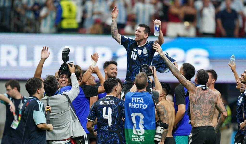 El gesto de Lionel Messi tras vencer a Inglaterra que emocionó a Lautaro Martínez y a todo un país