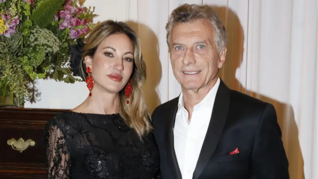 Mauricio Macri y Lola Teuly sorprendieron con su baile en una gala del Museo de Bellas Artes