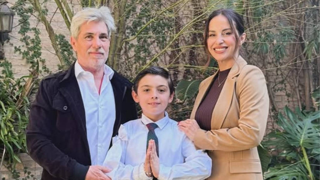 Lourdes Sánchez y el Chato Prada compartieron las fotos de la Primera Comunión de Valentín