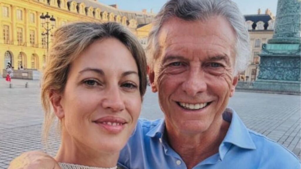 Mauricio Macri y Dolores Teuly eligieron Grecia para una escapada entre el Egeo, motos y relax