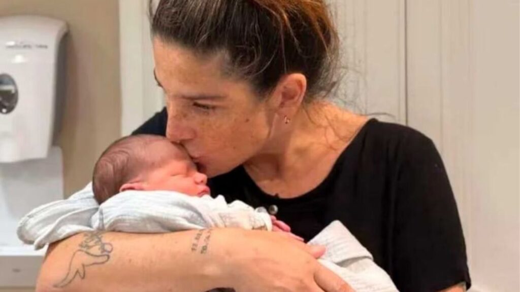 Desesperación por Juana Repetto y su bebé: una alarma, humo y una evacuación a las corridas