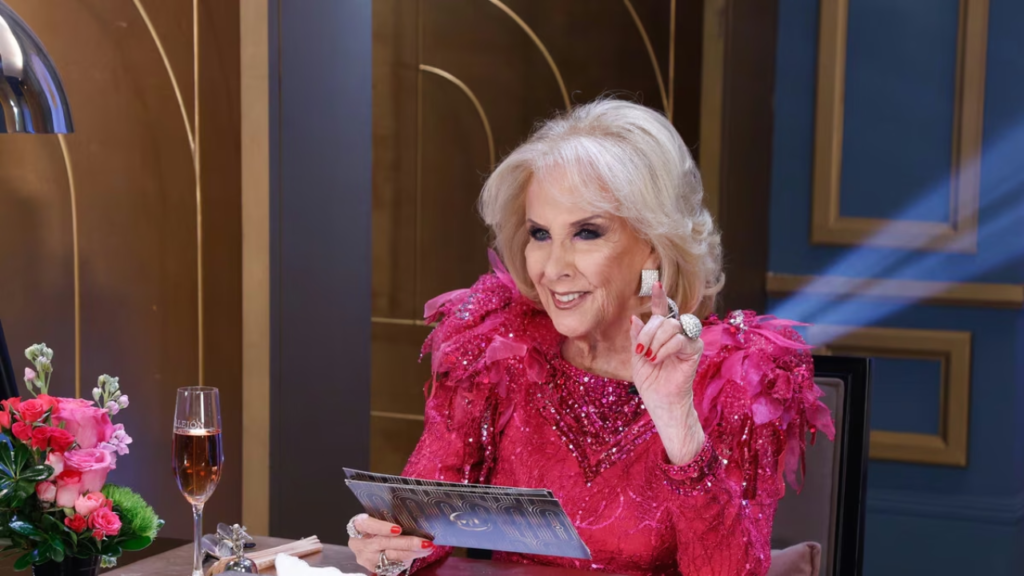 Mirtha Legrand reapareció tras su internación con una foto familiar por el Día de la Madre
