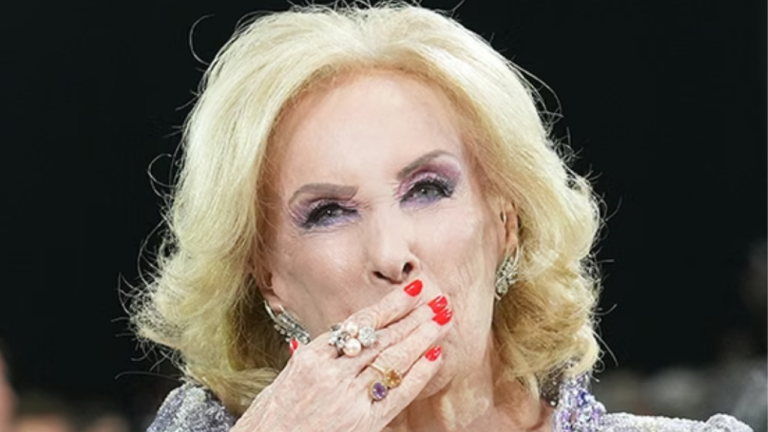 Mirtha Legrand dejó el sanatorio tras tres semanas internada: los pasos a seguir en su casa